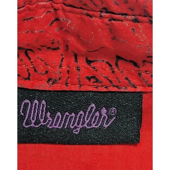Wrangler Red Black Rhinestones Button Snap Top Medium Lightweight Collard Soft - Picture 3 of 6